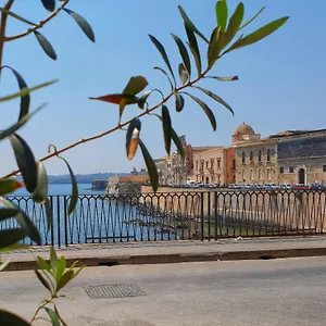 Resalibera Syracuse